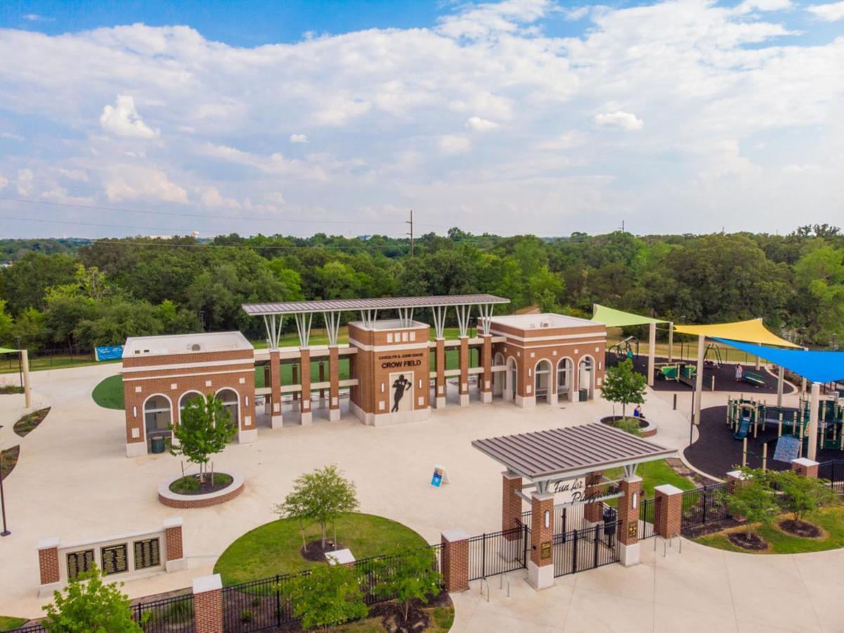 Holiday Inn & Suites College Station-Aggieland By Ihg Exteriör bild